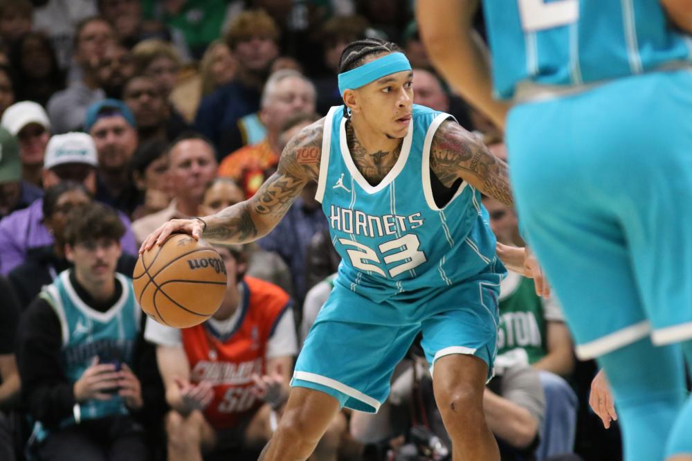 和低风险性 和低风险性