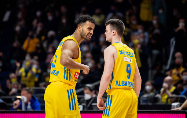 带吸引防守 带吸引防守