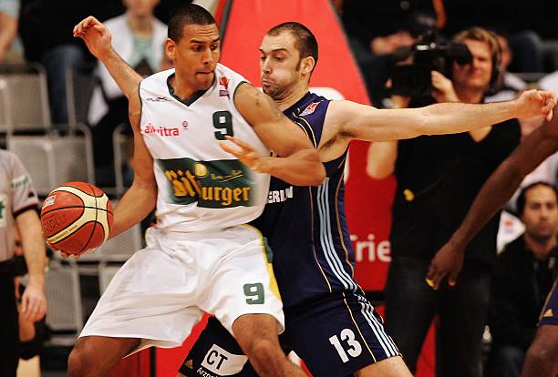 赵继伟和徐 赵继伟和徐